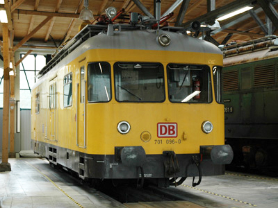 DB 701 096-0