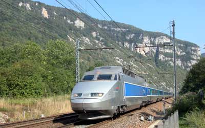 TGV 23017/23018